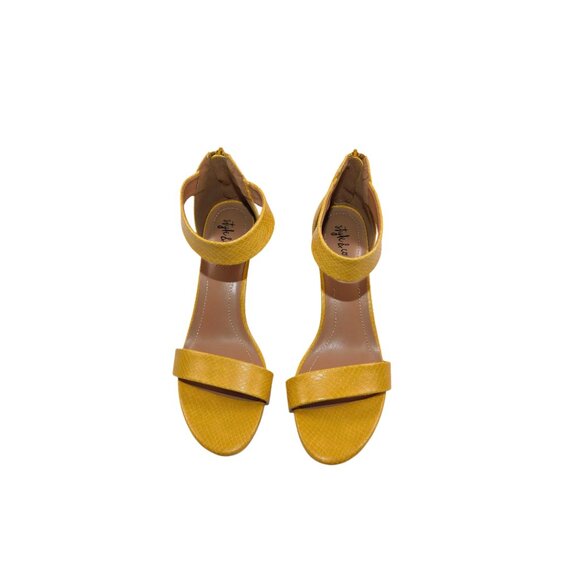 Style & Co Mustard Yellow Ankle Strap Heels Size 8.5M Snakeskin Textured - Picture 3 of 10